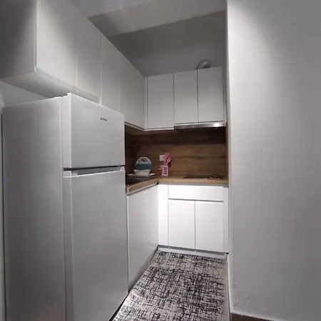 Joni'S Condo 10 Голем Экстерьер фото